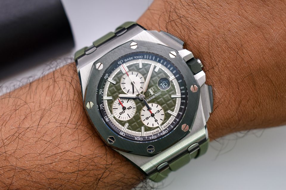 Audemars Piguet Royal Oak Offshore 26400SO.OO.A055CA.01 Image 4
